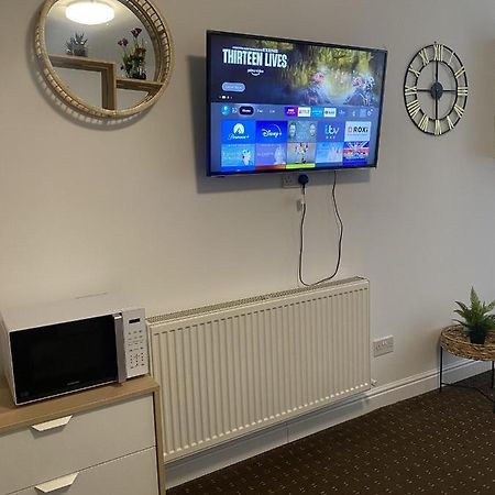 Bv Comfy Studio At Deighton Huddersfield Exterior photo